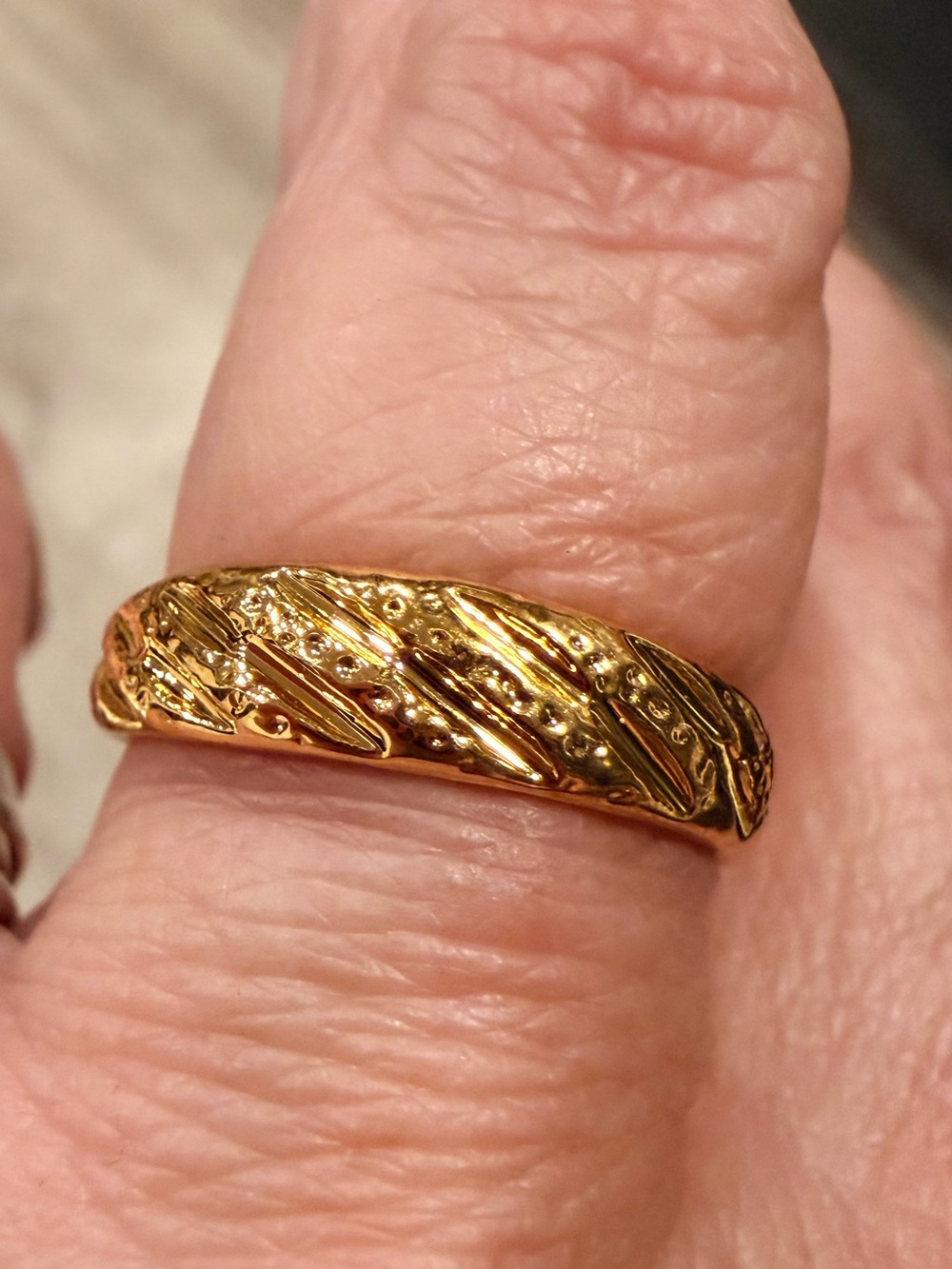 Gold Textured Dome Band Ring stamped 999